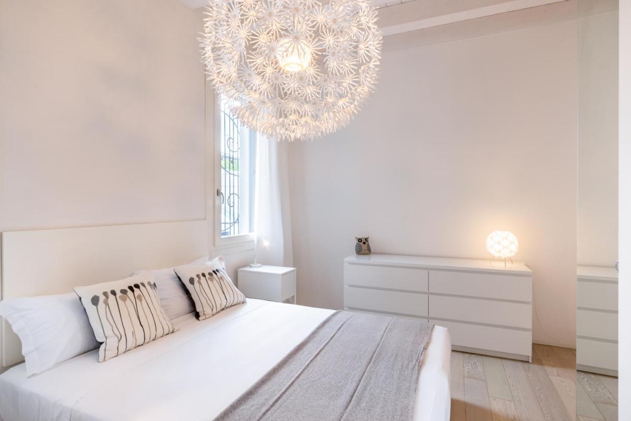 Corte Cappuccina 14 Elegant Apt Con Parcheggio! Padua Exteriör bild