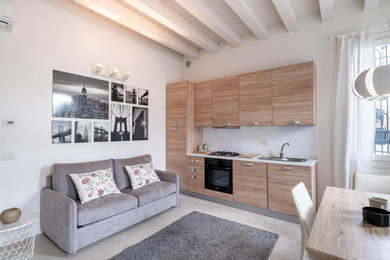 Corte Cappuccina 14 Elegant Apt Con Parcheggio! Padua Exteriör bild